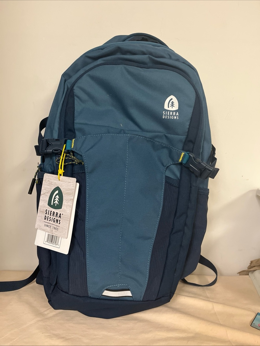 Sierra Designs Eldorado Hydration Compatible Backpack Daypack NWT